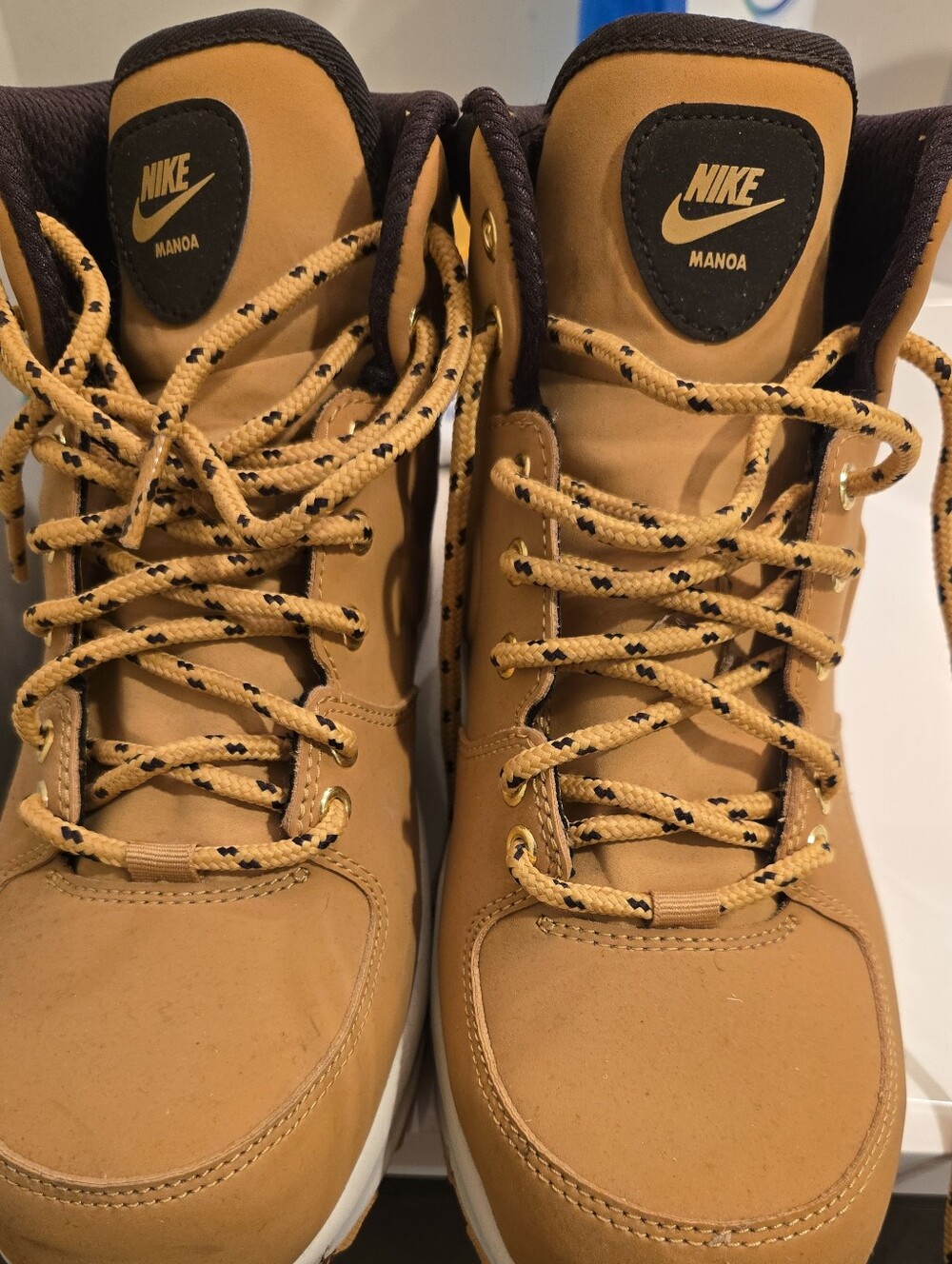 Nike Manoa Men's Tan Leather Hiking Boots